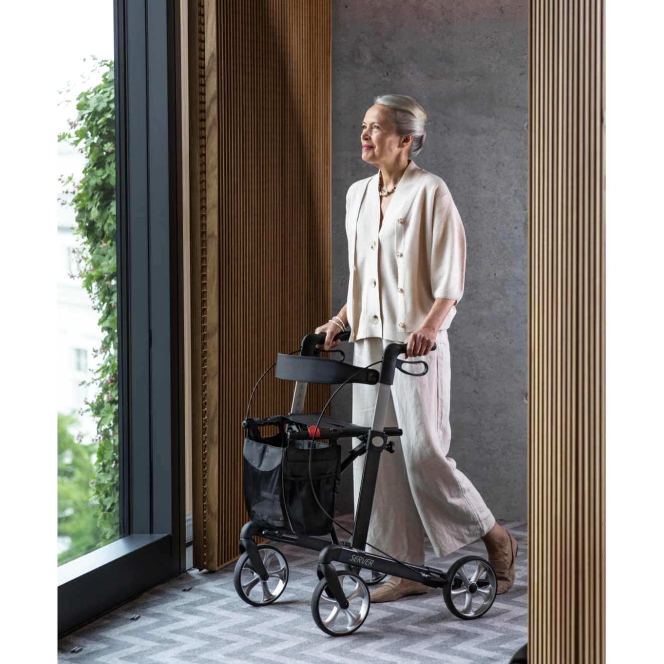 Rehasense Server Rollator | Assist Mobility