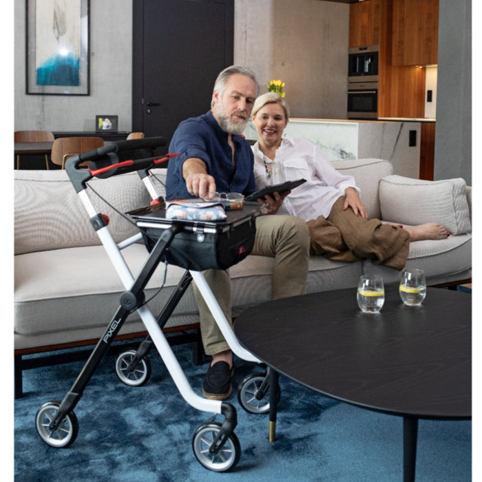 Rehasense Space I indoor rollator couple relaxing