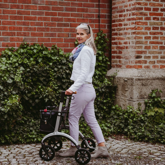 Saljol carbon lightweight rollator